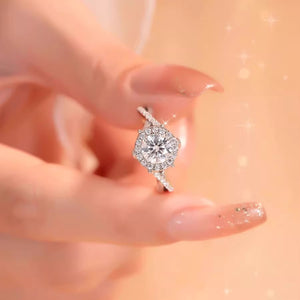 Royal Manor - 925 Sterling Silver Ring with 1 Carat Lab-Grown Diamond