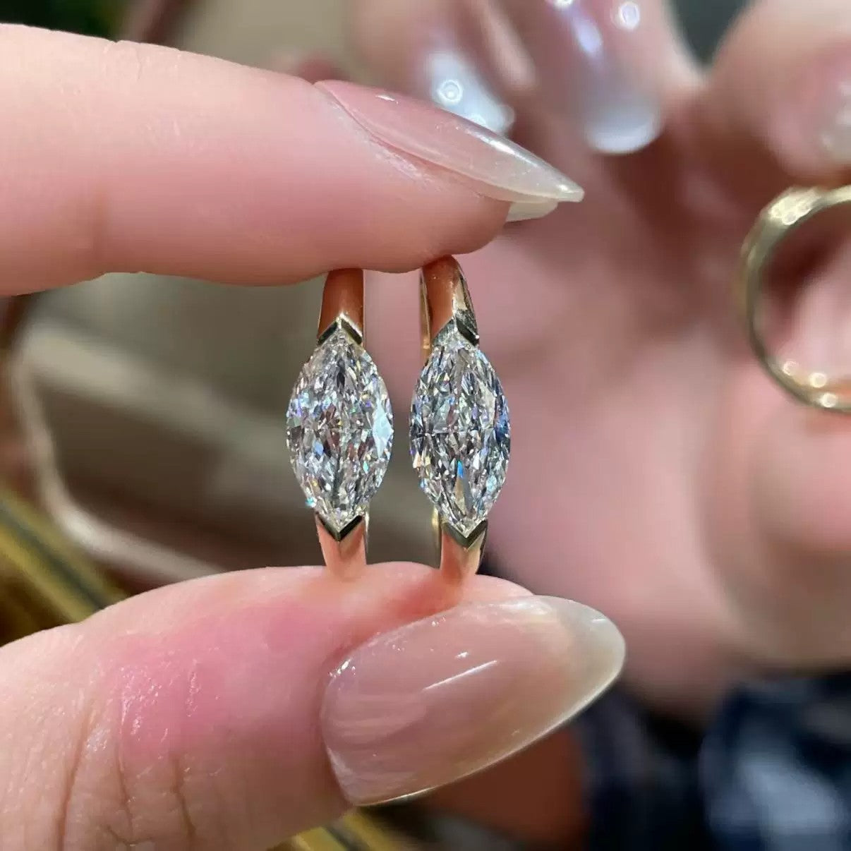 Marquise Lab-Grown Diamonds for Timeless Love・IGI Certified