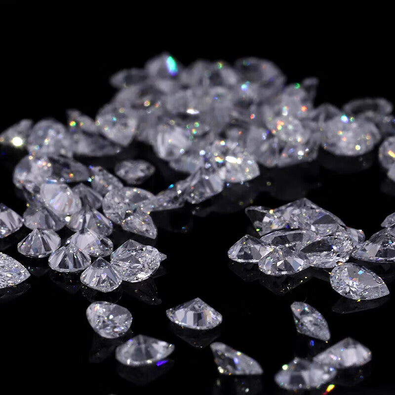 IGI Certified Oval Cut Lab Grown Diamond | Customizable in 18K Gold or Platinum